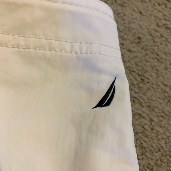 Nautica women’s white nylon capris pants - Picture 3 of 7